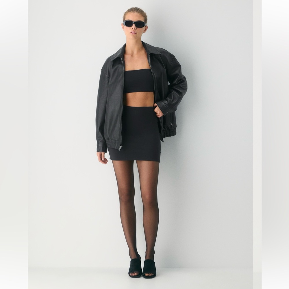 Aritzia Enrich Skirt